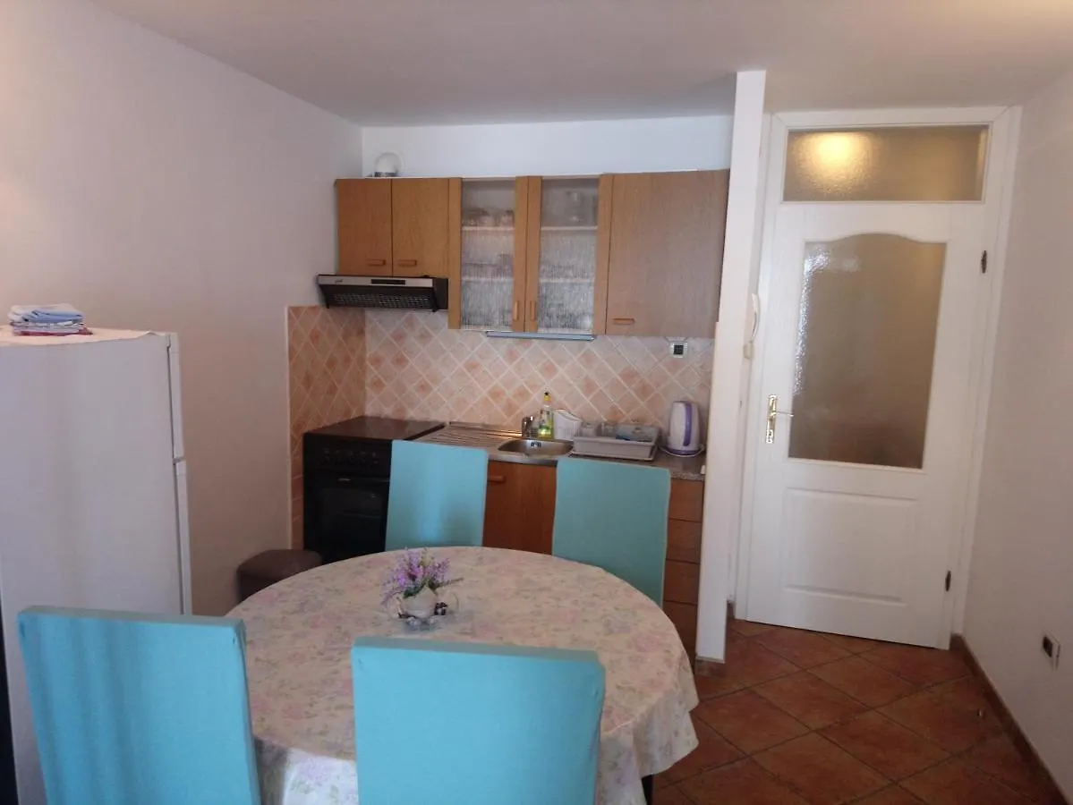 Apartments With A Parking Space Icici, Opatija - 7859 Croatia